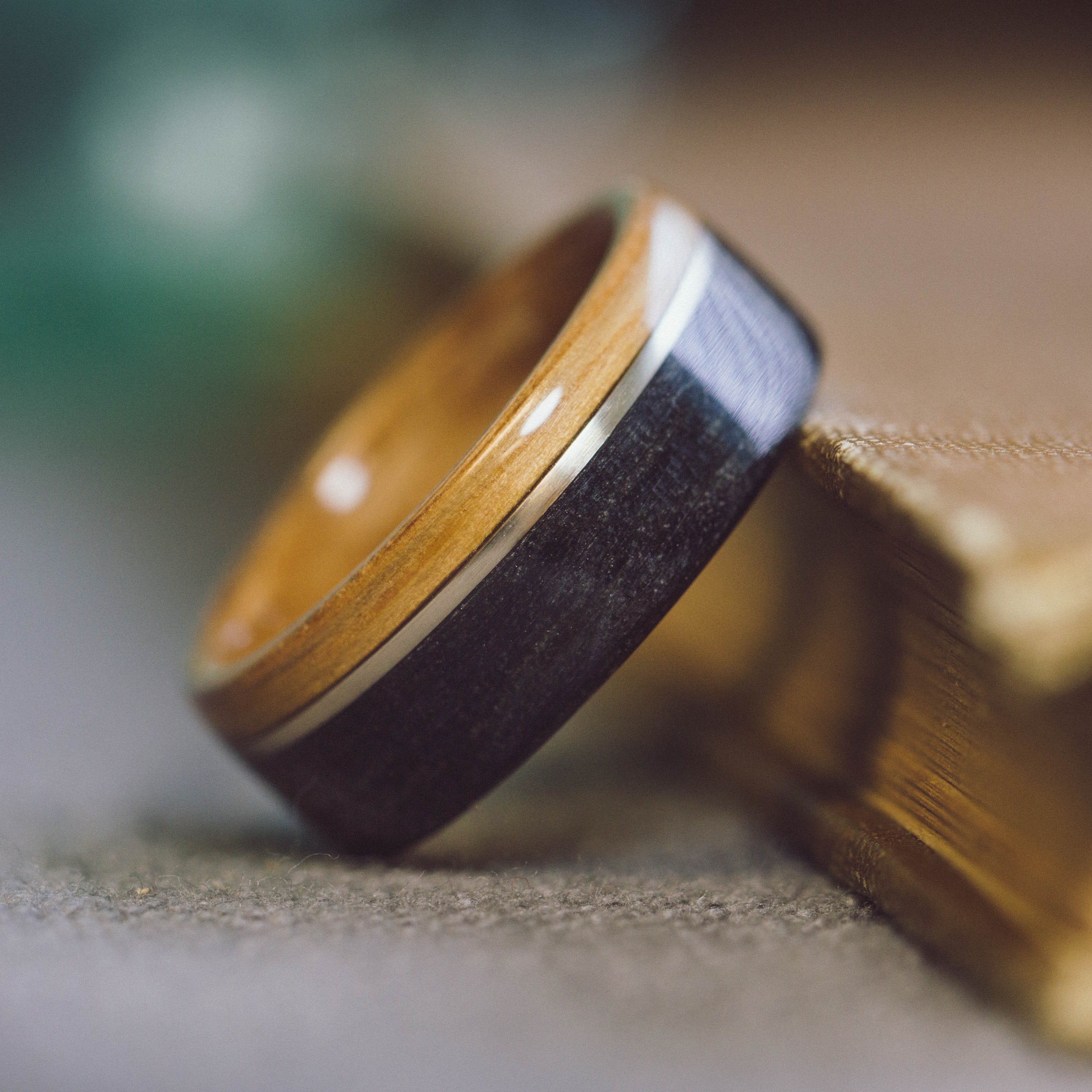 (In-Stock) Offset Whiskey Double - Buffalo Trace w/ Yellow Gold & Natural Buffalo Trace Liner- Size 9/9mm Wide