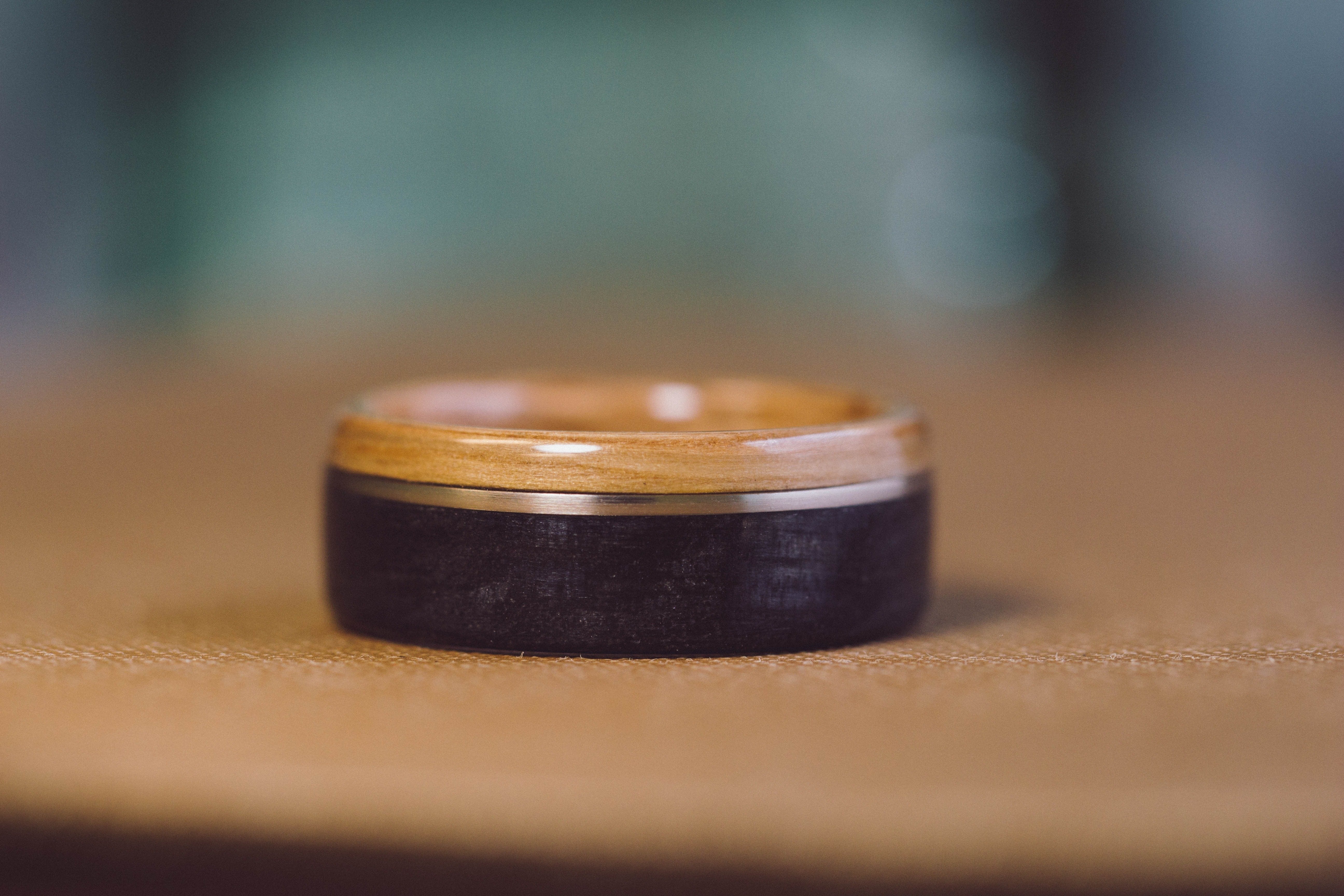 (In-Stock) Offset Whiskey Double - Buffalo Trace w/ Yellow Gold & Natural Buffalo Trace Liner- Size 9/9mm Wide