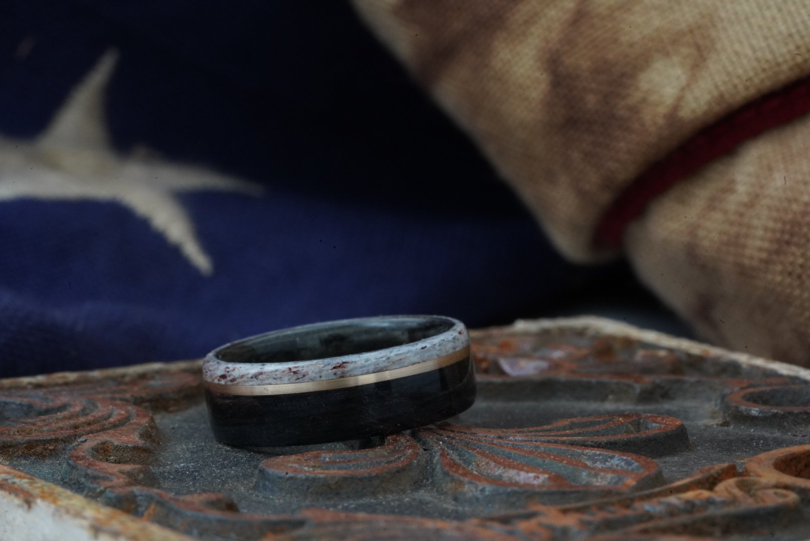 (In-Stock) Weathered Jack Daniel's Whiskey Barrel with Colorado Elk Antler Edge and Offset Bronze Inlay - Size 7 / 7mm Wide