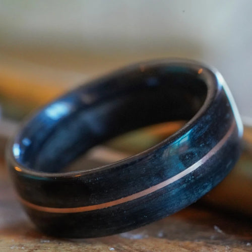 (In-Stock) Weathered Woodford Reserve Whiskey Barrel w/Centered Rose Gold - Size 9.5/8 mm Wide