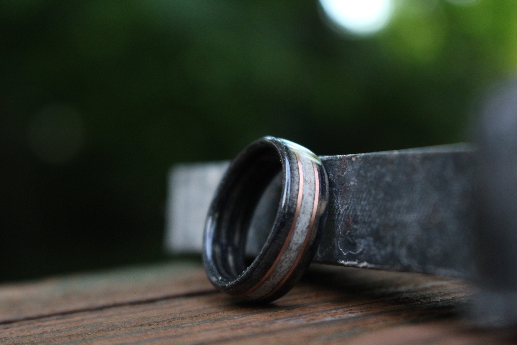 (In-Stock) Weathered Woodford Reserve & Elk w/Double Rose Gold & Holly Liner - Size 9.5/9mm Wide