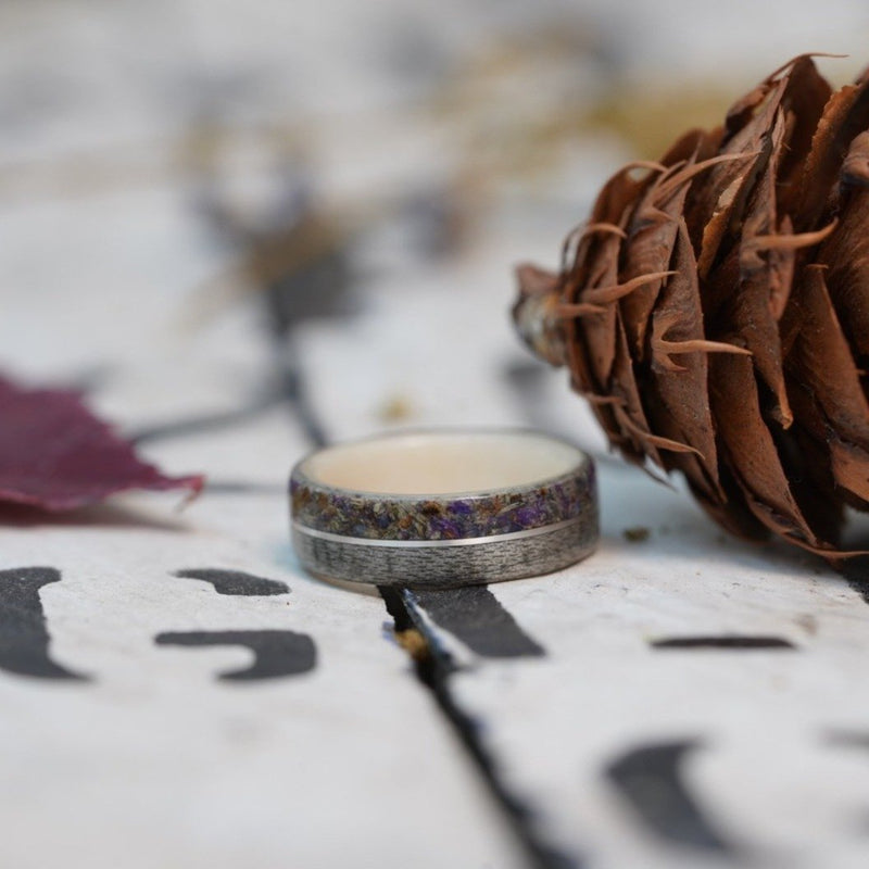 (In-Stock) Weathered Maple and Holly Liner w/ Lavender and Center Sterling Silver Inlay - Size 7/7mm Wide